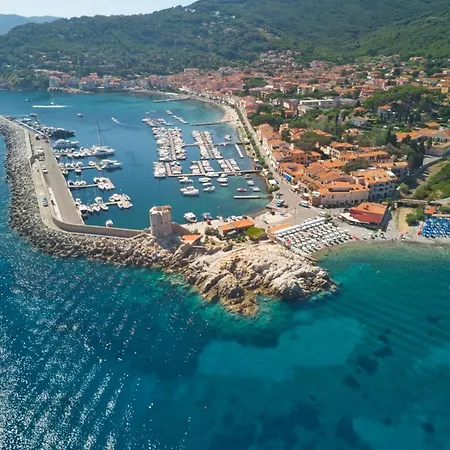 - Goelba Апартаменты Марчиана-Марина