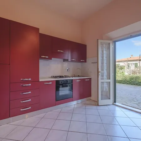 - Goelba Апартаменты *